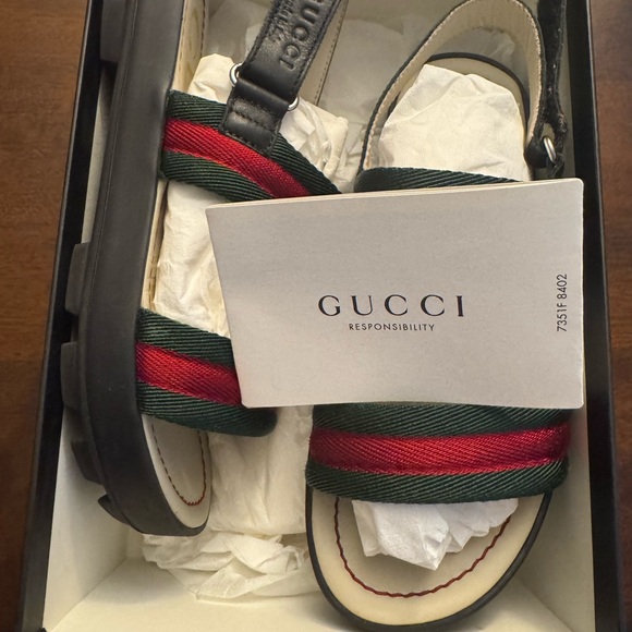 Gucci Black and Red Sandals with Signature Straps